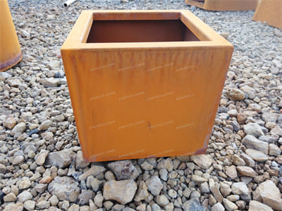 Roof terrace corten steel straight planter