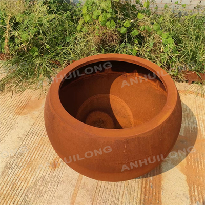 Durable, long-life weathering steel plant pots