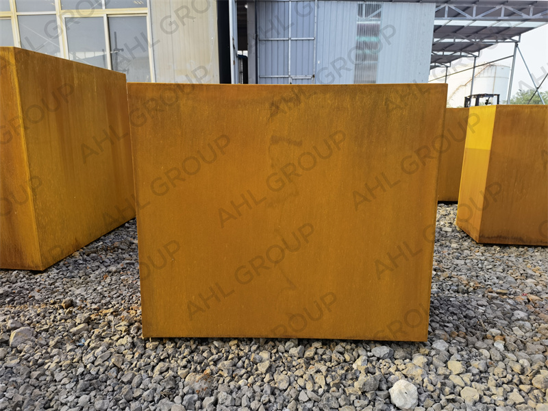 European Style Square Corten Steel Planter For Landscaping