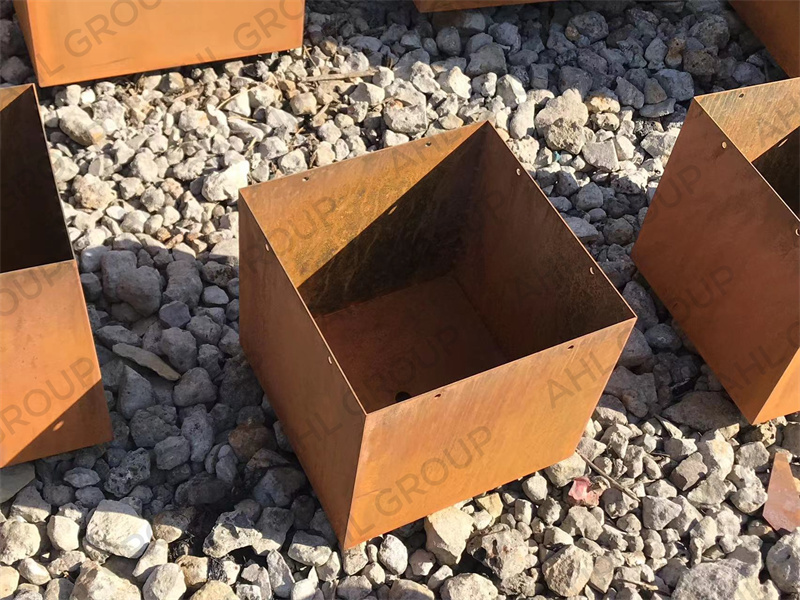 European Style Square Corten Steel Planter For Landscaping